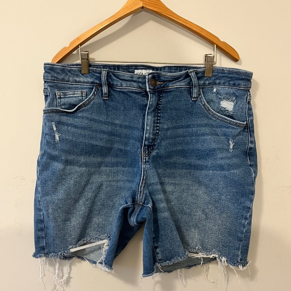 Ava & Viv Distressed Denim Bermuda Shorts Blue 16W Raw Hem Stretch
